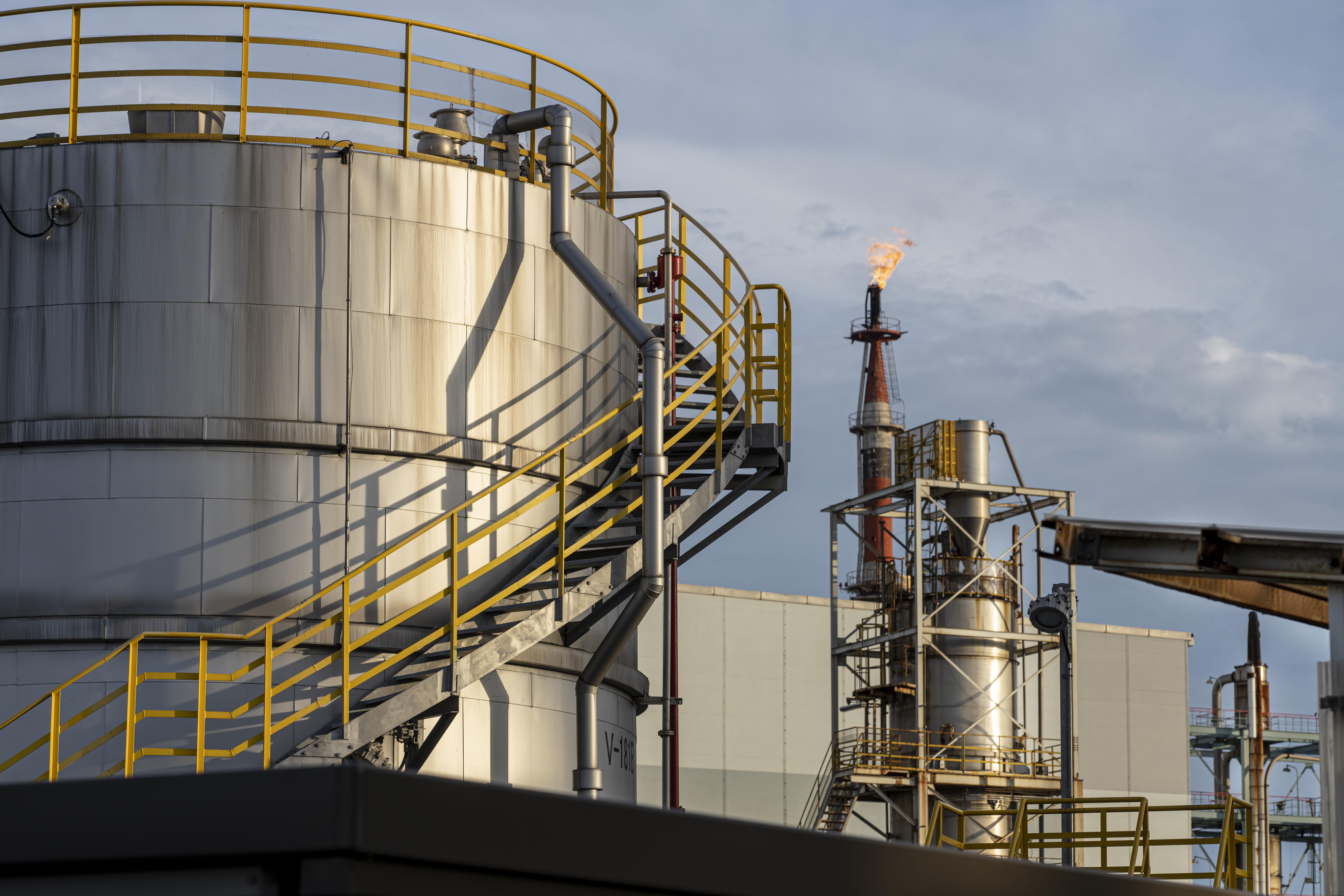 Нефтегазовая отрасль